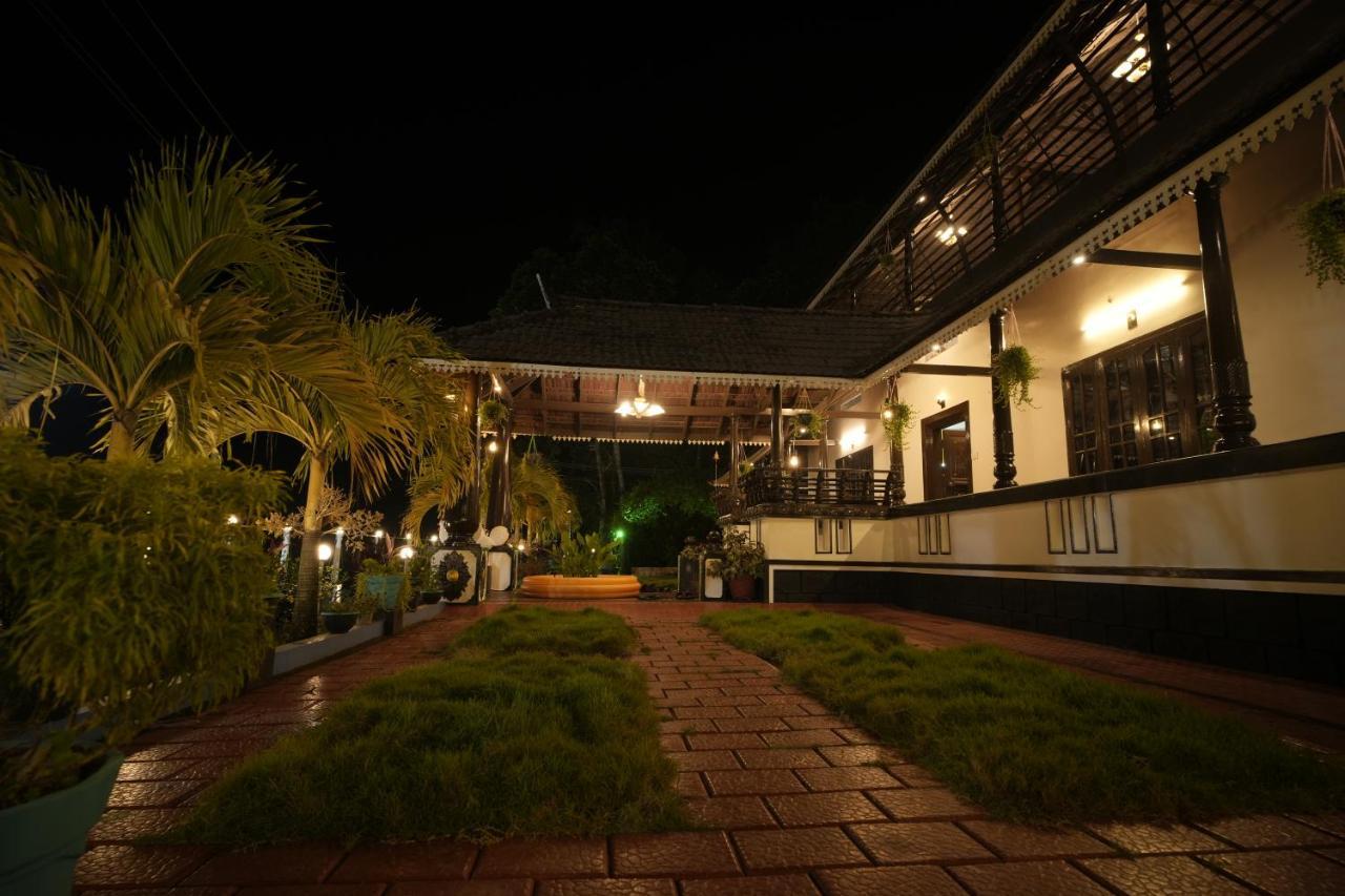Arayathu Heritage Homestay